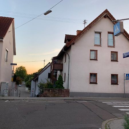 Fachwerkhaus In Ruhiger Altstadt By Rabe - Free Netflix & Eigene Terrasse Карлсруе Екстер'єр фото